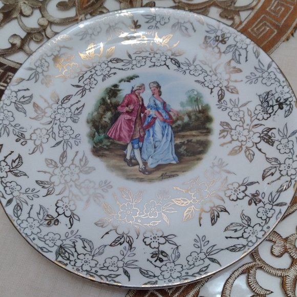 FOUR DESERT PLATES ,VINTAGE VOGUE TABLEWARE BY M.AYNSLEY & CO.LTB, ENGLAND - Picture 5 of 5